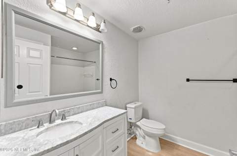 10075 Gate Parkway #103, Jacksonville FL - photo 23 of 35