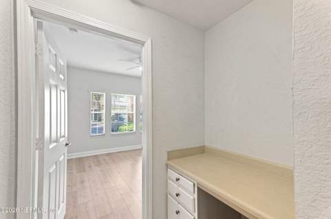 10075 Gate Parkway #103, Jacksonville FL - photo 20 of 35