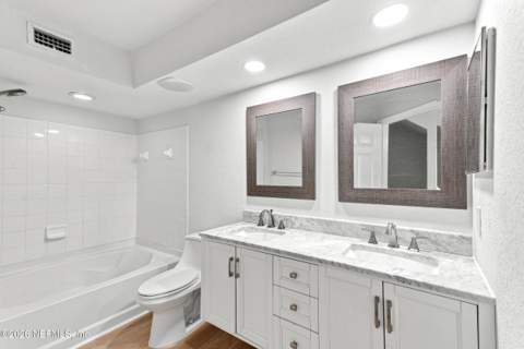 10075 Gate Parkway #103, Jacksonville FL - photo 17 of 35