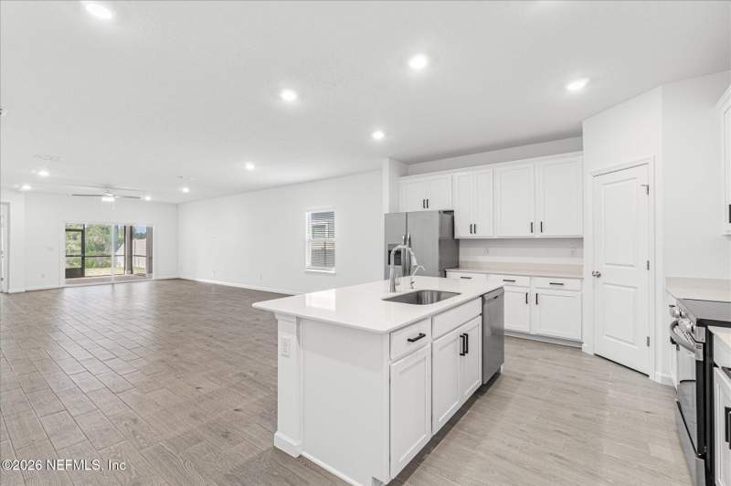 4 bedroom Single Family Residence at 89 Kingsley Park Way, St Augustine Lakes, St. Augustine — photo 5