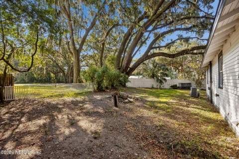 1992 Palm Drive, Fernandina Beach FL - photo 22 of 24