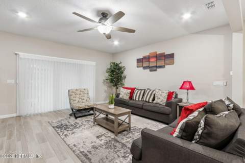 10078 Lemon Grass Lane, Jacksonville FL - photo 19 of 76