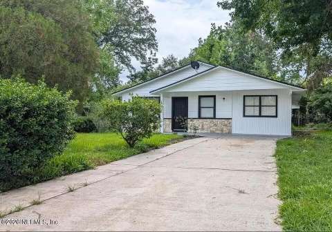 462 Sally Street, home for sale on Sally Street
