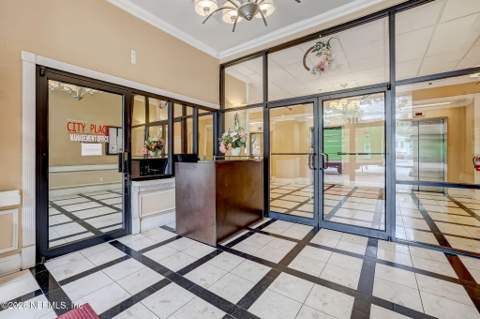 311 W Ashley Street #1502, Jacksonville FL - photo 9 of 15