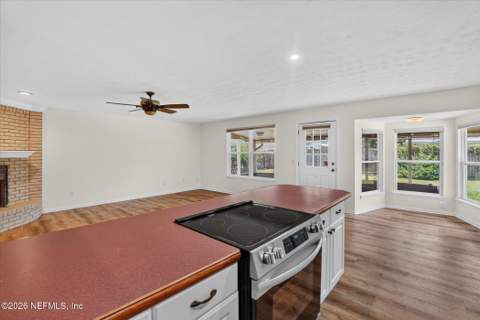 1683 Patricia Lane, Orange Park FL - photo 11 of 36