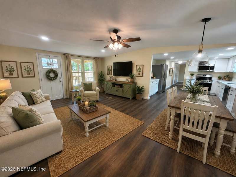3 bedroom Mobile Home at 6095 Taylor Road, Clay Hill, Jacksonville — photo 1