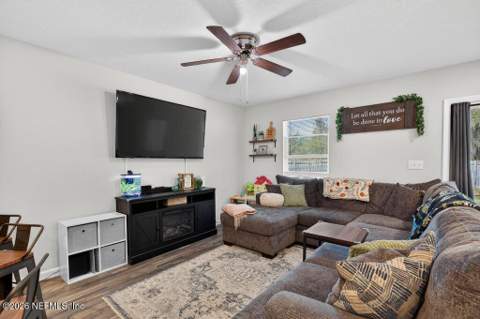 553 Lissie Court, Macclenny FL - photo 10 of 31