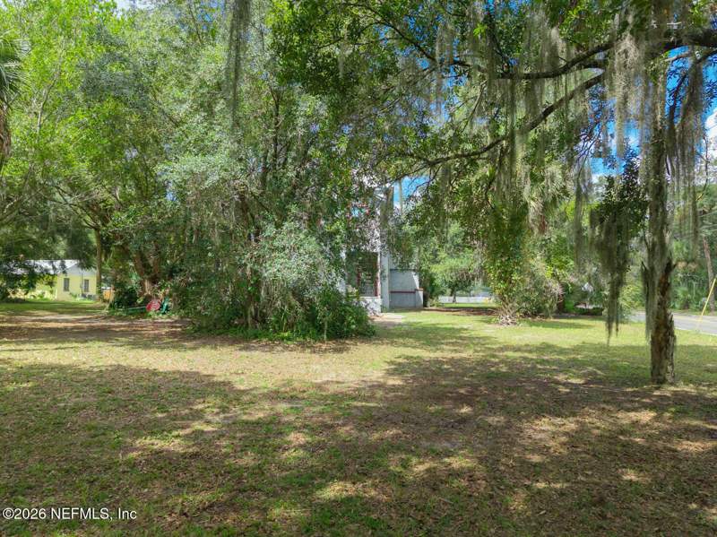11 bedroom Single Family Residence at 2111 St Johns Avenue, Conway Of Rogeros, Palatka — photo 4