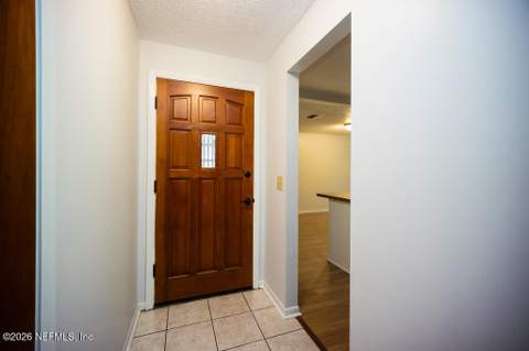 1068 Knoll Cove, Jacksonville FL - photo 9 of 33