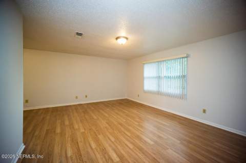 1068 Knoll Cove, Jacksonville FL - photo 12 of 33