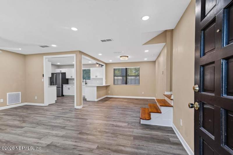 3 bedroom Single Family Residence at 6317 Harlow Boulevard, Cedar Hills Estates, Jacksonville — photo 5