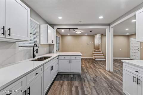 6317 Harlow Boulevard, Jacksonville FL - photo 15 of 42