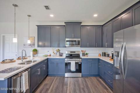 1308 Jewelstone Lane, Jacksonville FL - photo 13 of 47