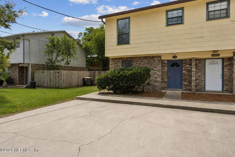 2 bedroom Townhouse at 6026 Du-Clay Road, Willow Trees, Jacksonville — photo 3
