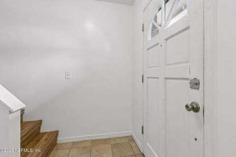 6026 Du-Clay Road, Jacksonville FL - photo 7 of 32
