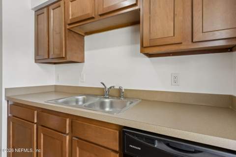 6026 Du-Clay Road, Jacksonville FL - photo 18 of 32