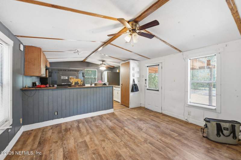 2 bedroom Manufactured Home at 122 Poplar Drive, Metes & Bounds, Interlachen — photo 4