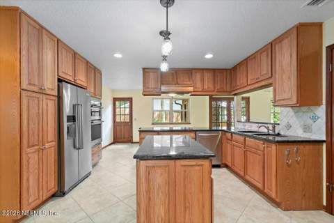 1902 N Sherry Drive, Atlantic Beach FL - photo 10 of 32