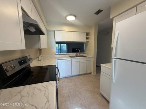 5615 San Juan Avenue #411, Jacksonville FL - photo 6 of 25
