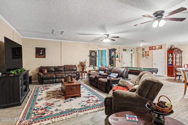 4 bedroom Single Family Residence at 5754 N Crater Lake Circle, Big Tree Lakes, Keystone Heights — photo 4