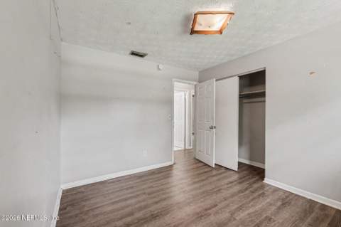 5568 Gilchrist Road, Jacksonville FL - photo 13 of 27