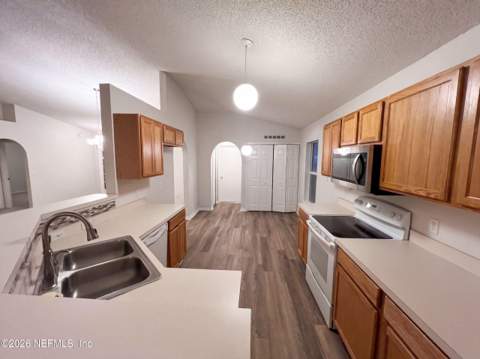 37091 Southern Glen Way, Hilliard FL - photo 11 of 24