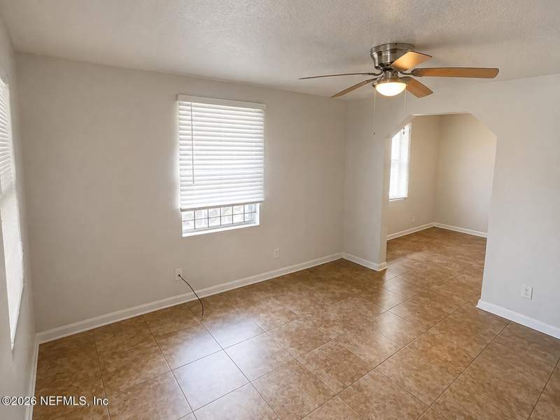 2 bedroom Single Family Residence at 2108 Mt Herman Street, Hendersonville, Jacksonville — photo 5