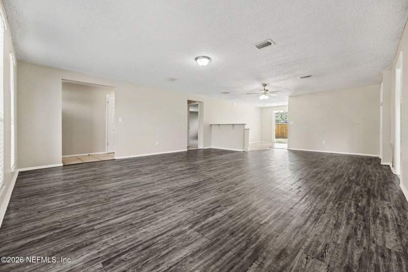 3 bedroom Single Family Residence at 1451 Butte Court, Tanglewood Village, Orange Park — photo 3