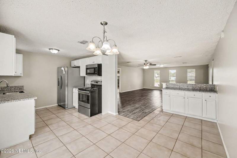 3 bedroom Single Family Residence at 1451 Butte Court, Tanglewood Village, Orange Park — photo 5
