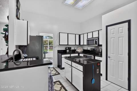 1346 Gately Court, Jacksonville FL - photo 18 of 73