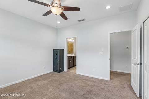 7158 Jareth Drive, Jacksonville FL - photo 17 of 36