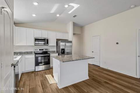 15911 Delicate Arch Avenue, Jacksonville FL - photo 11 of 36
