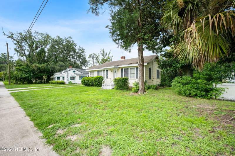 2 bedroom Single Family Residence at 8944 1st Avenue, Rio Vista, Jacksonville — photo 3