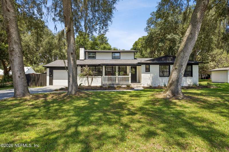 4 bedroom Single Family Residence at 1457 Holly Drive, City Of Fernandina Beach, Fernandina Beach — photo 2