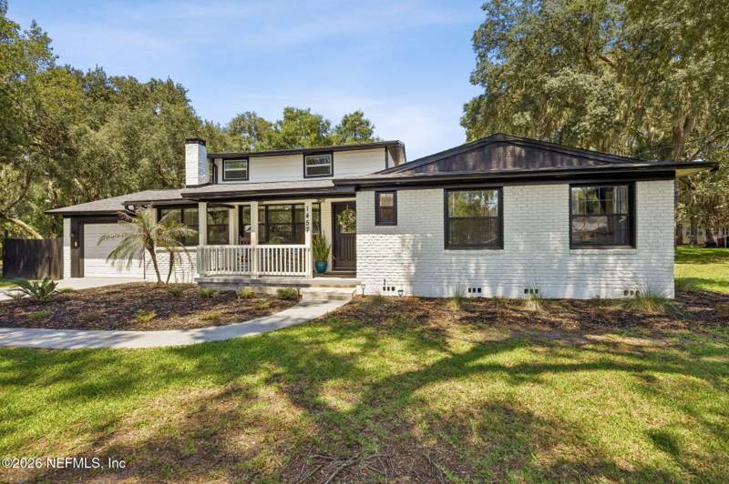 4 bedroom Single Family Residence at 1457 Holly Drive, City Of Fernandina Beach, Fernandina Beach — photo 3