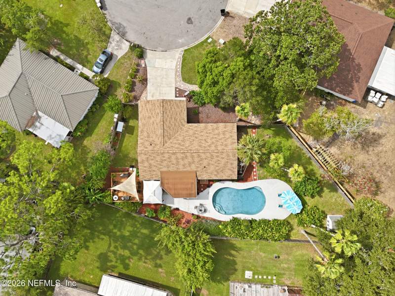 4 bedroom Single Family Residence at 593 Cruiser Lane, Sea Spray, Atlantic Beach — photo 2
