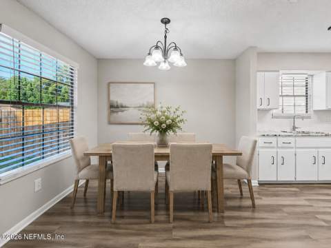 4446 Tyne Court, Jacksonville FL - photo 12 of 44