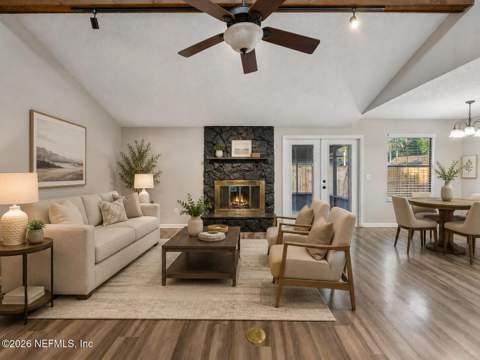 4446 Tyne Court, Jacksonville FL - photo 7 of 44