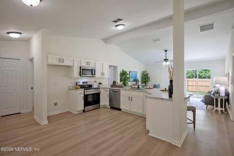 12411 Anarania Drive, Jacksonville FL - photo 9 of 36