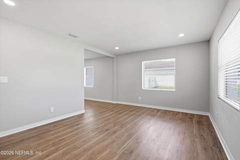 524 16th Avenue, Jacksonville Beach FL - photo 7 of 36