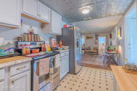 210 Pine Avenue, Pomona Park FL - photo 18 of 36