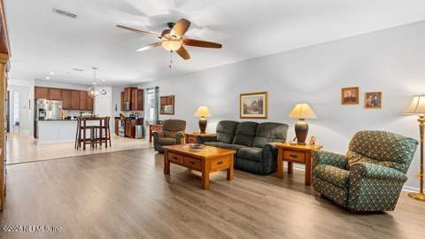 11768 Lake Bend Circle, Jacksonville FL - photo 17 of 35
