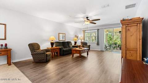11768 Lake Bend Circle, Jacksonville FL - photo 15 of 35