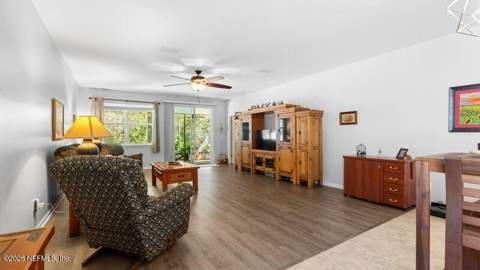 11768 Lake Bend Circle, Jacksonville FL - photo 14 of 35