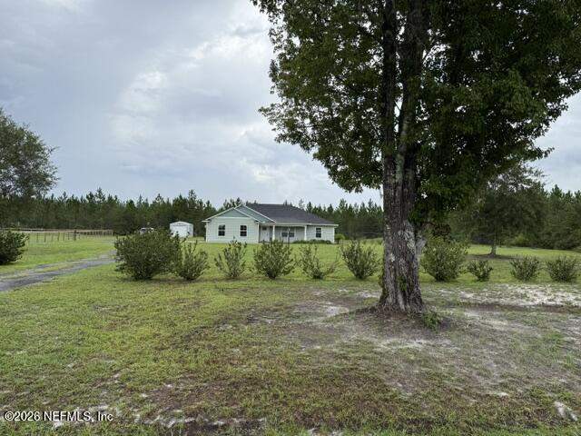3 bedroom Single Family Residence at 18831 County Road 127, Glen St Mary, Glen St. Mary — photo 4