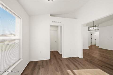 7369 Governors Park Road, Jacksonville FL - photo 12 of 28