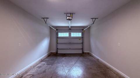 3085 Armstrong Street, Jacksonville FL - photo 10 of 19