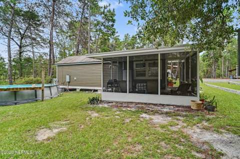 304 Grove Street, Welaka FL - photo 6 of 19