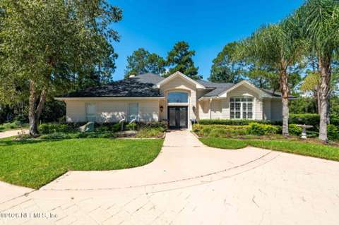 3626 Mammaroneck Court, gated community for sale in Green Cove Springs