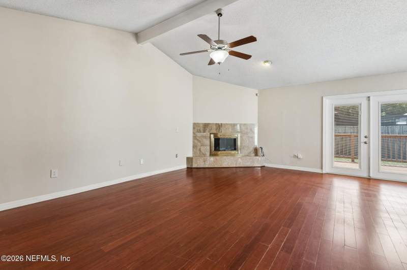 3 bedroom Single Family Residence at 4155 Julington Creek Road, **verifying Subd**, Jacksonville — photo 4